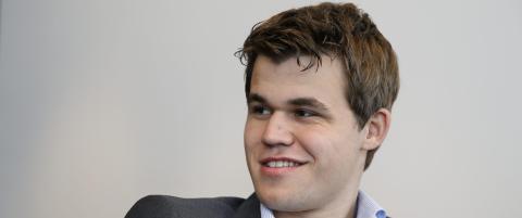 - 
Jeg kan ikke regne med at han kommer til � bukke under fordi han er gammel