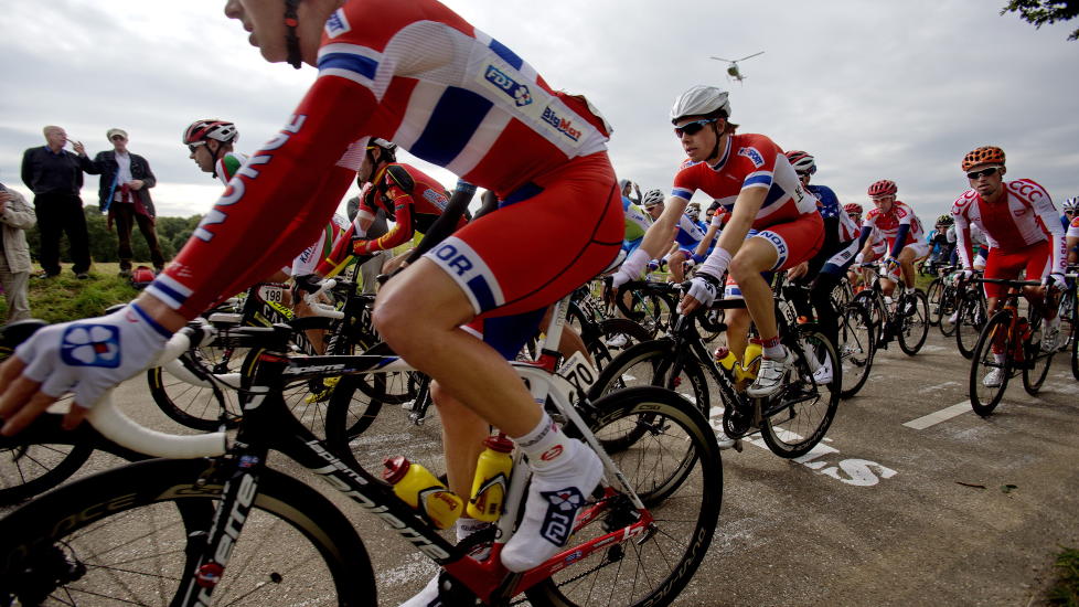  EG VIL TE BERGEN: Bergen s�ker om sykkel-VM i 2017, men m� n� godta nye millionkrav fra UCI. Her er Gabriel Rasch og Edvald Boasson Hagen under mennenes eliteritt i sykkel-VM i Valkenberg i h�st. Foto: Stian Lysberg Solum / NTB scanpix