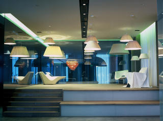 DESIGN: Resepsjonen p� livsstilshotellet NHow Milano. Foto: NHHOTELS