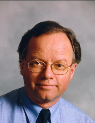 Halleraker beklager og trekker seg