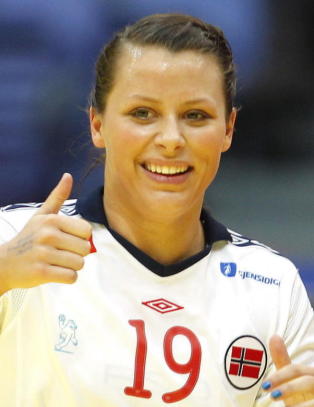 Nora M�rk scoret 4 m�l p� 12  minutter i comebacket