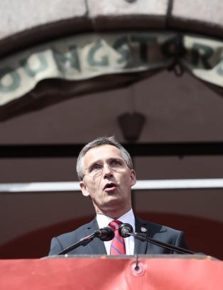 Jens angriper sosial dumping og utenlandske selskaper i 1. mai-tale