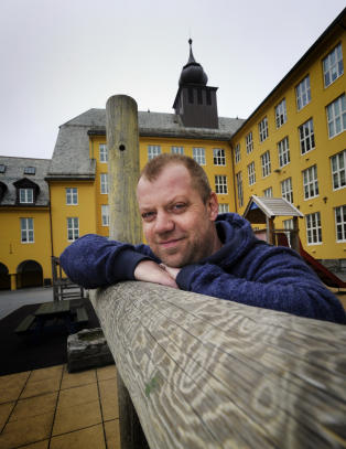 Bystyrepolitiker vemmes over flaggsaken i Ålesund