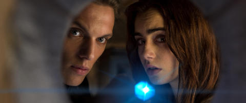 Se den rykende ferske «The Mortal Instruments»-traileren.