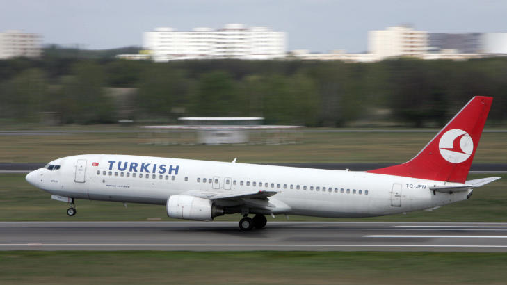 R�DT: Turkish Airlines vil forby r�d leppestift hos de ansatte, men selskapets signalfarge kan godt v�re r�d! Foto: AFP PHOTO