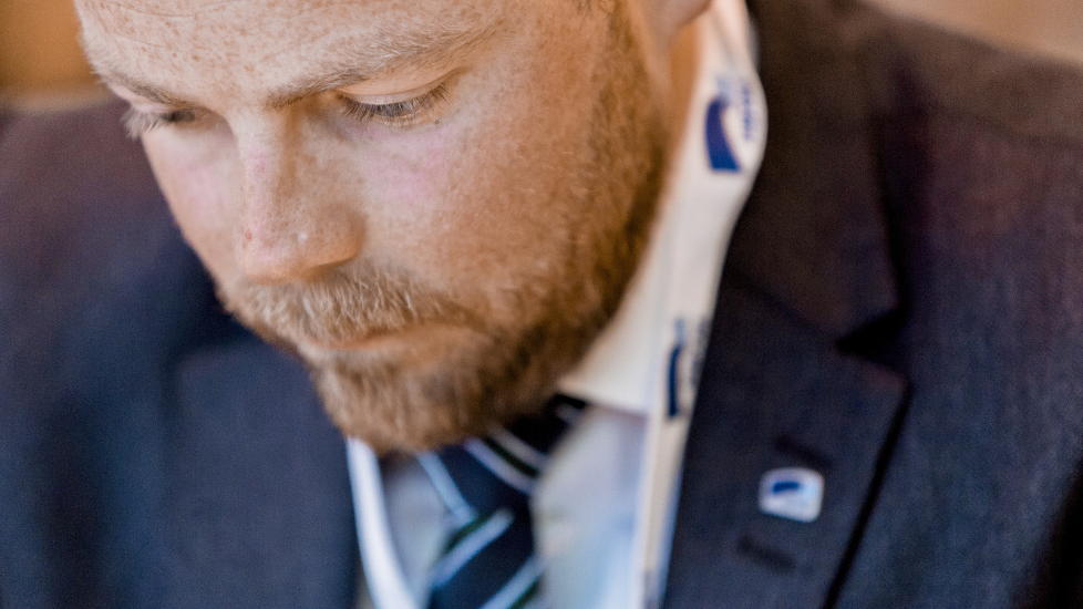 SPLITTET: Redaksjonskomiteens leder, Torbj�rn R�e Isaksen, forklarte at det ville v�re unaturlig � late som de var enige om abort. De overlater saken til landsm�tet. Foto: Krister S�rb� / NTB scanpix