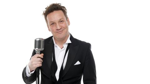 TIPSER: Thomas Leikvoll, kjent som programleder og medforfatter av blant annet boken Toastmaster og Small Talk. Foto: JOHN ANDRESEN.