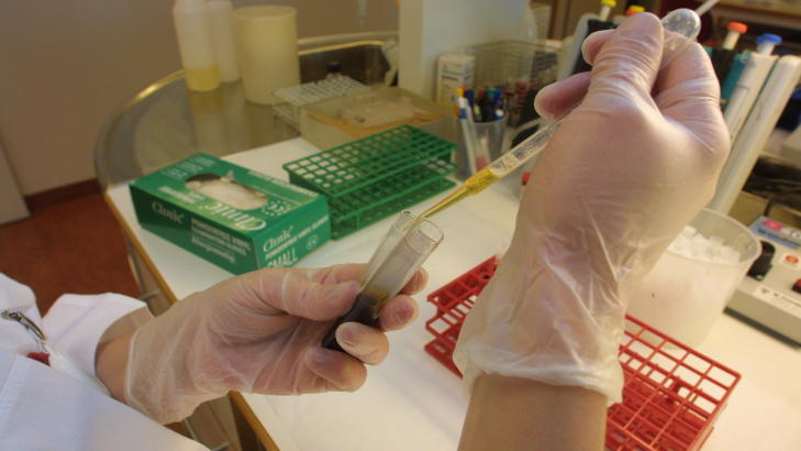 H�P OM KUR: Danske forskere skal v�re n�r et gjennombrudd i kampen mot HIV. Illustrasjonsfoto: Henning Lilleg�rd