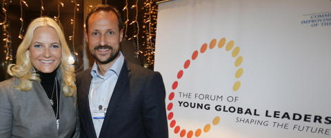 Olje, punk og v�penbes�k