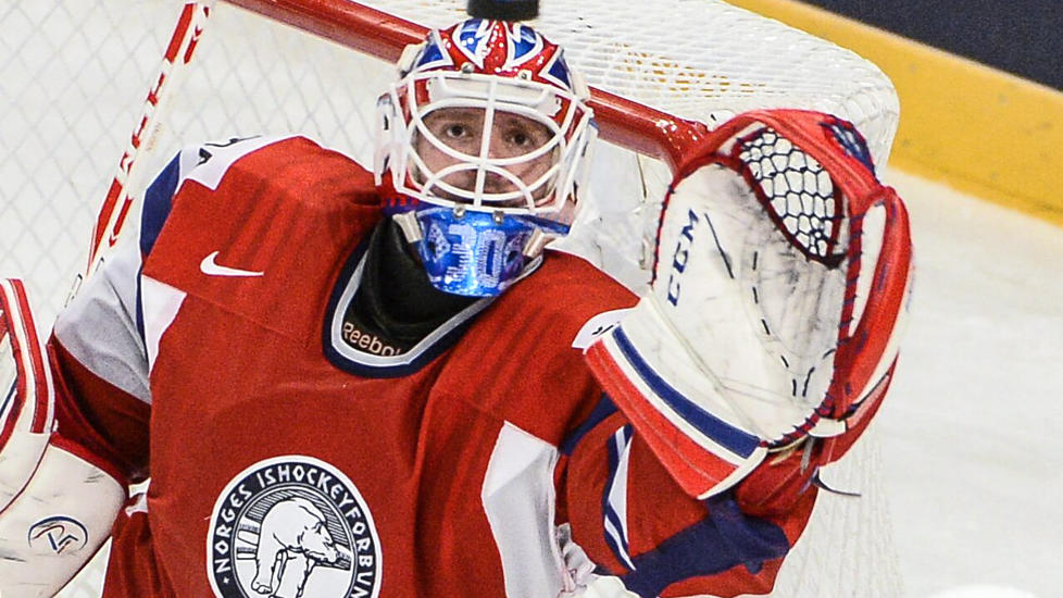 AVGJ�RENDE: Norges m�lvakt Lars Haugen var avgj�rende for Norge i kampen mot Slovenia. Foto: CLAUDIO BRESCIANI / NTB scanpix