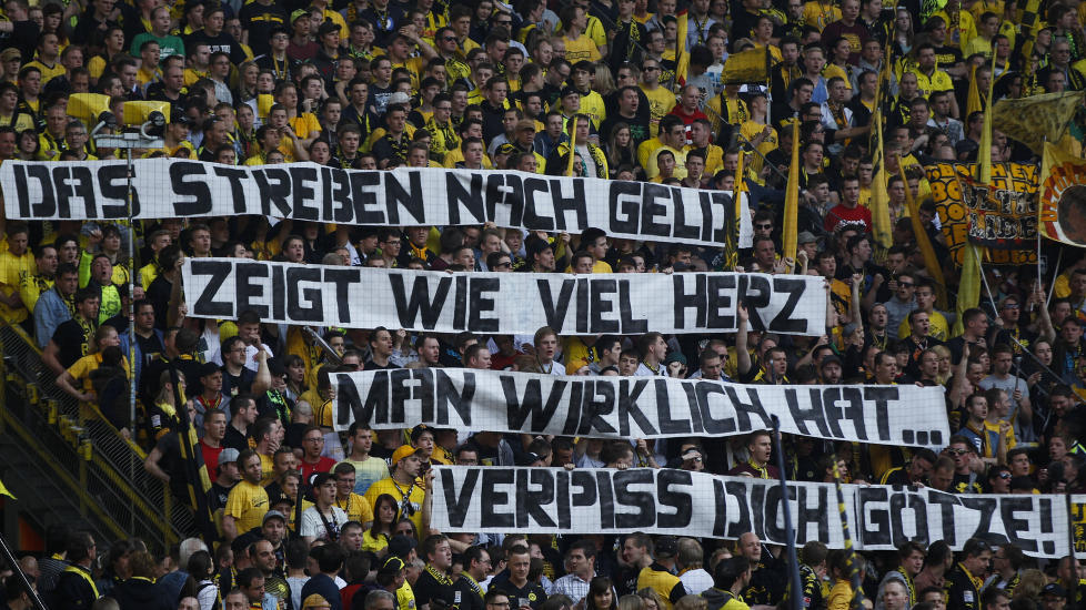 KLAR TALE: Mario G�tzes overgang til Bayern M�nchen har satt sinnene i kok i Dortmund. Foto: REUTERS/Ina Fassbender