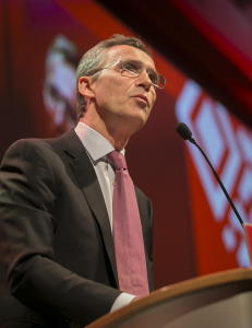 Stoltenberg er redd for Norges oljeavhengighet
