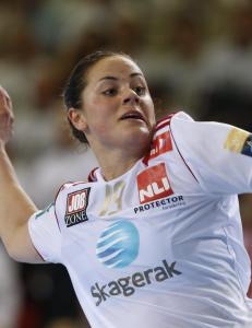 Flystreiken gir kronglete finaleoppladning for Larvik