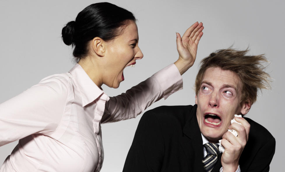 PREMENSTRUELL OG FORBANNET: Det finnes flere forklaringer p� hva som skjer i hjernen til kvinner som har PMS. Foto: COLOURBOX