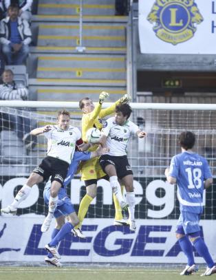Bare nesten for H�nefoss og Riku Riski