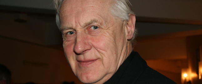 G�r av som teaterkonge