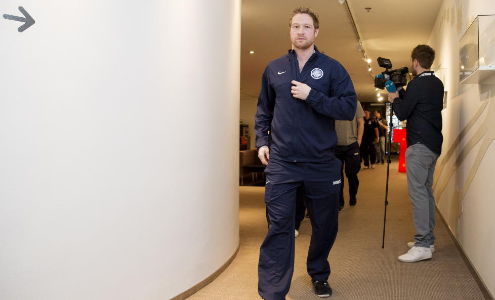 MODERERTE SEG: Martin R�ymark fikk mye oppmerksomhet etter utbl�singen mot Danmark. I dag tok han det hele med et smil. Foto: H�kon Mosvold Larsen / NTB Scanpix