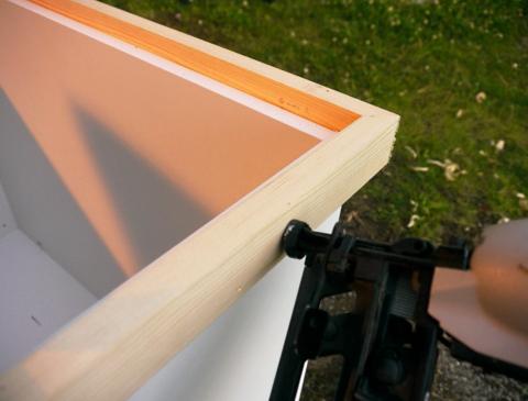 2. LAG RAMME: Lag en ramme rundt fronten.  Foto: �ivind Lie