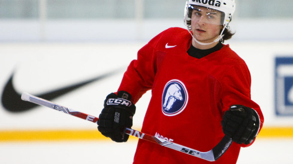 F�R ULTIMATUM: Mats Zuccarello Aasen m� bryte med spillselskapet Unibet dersom han skal fortsette p� landslaget. Foto: Cornelius Poppe / SCANPIX