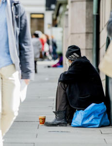 - Kan ikke v�re kriminelt � be om hjelp