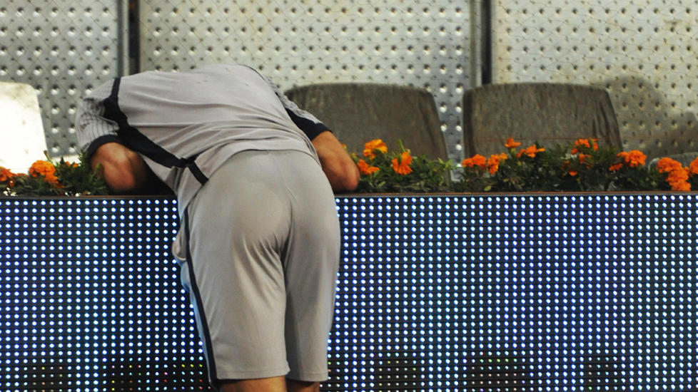  R�VA:  Novak Djokovic slet med en skade under dagens tennis-match, og led seg gjennom settene. Foto: AFP/ DOMINIQUE FAGET NTB Scanpix'