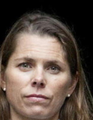 Hun fikk sjefsjobben en annen skulle hatt. Nå er hun en favoritt til å bli forsvarssjef