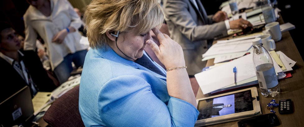 Sp�r at statsminister Erna Solberg blir �konomisk festbrems