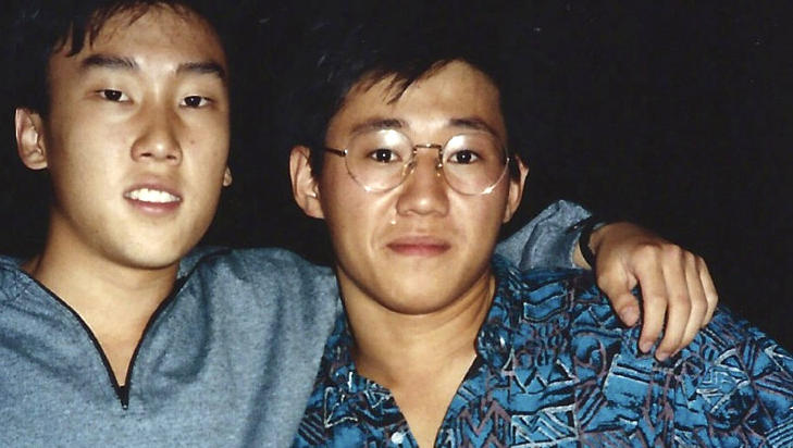 VENNER: Kenneth Bae (til venstre) og vennen Bobby Lee, fotografert i 1988. Foto: AP / The Register-Guard / Bobby Lee / NTB scanpix