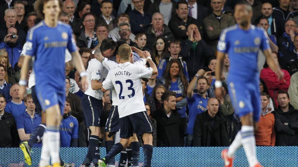 SPENNENDE SERIEAVSLUTNING: Tottenham og Chelsea kjempet begge for � ta tre poeng i kveldens kamp p� Stamford Bridge, men det ble poengdeling, og det er forsatt spenning rundt kampen om tredje- og fjerdeplassden i Premier League. Foto: NTB Scanpix