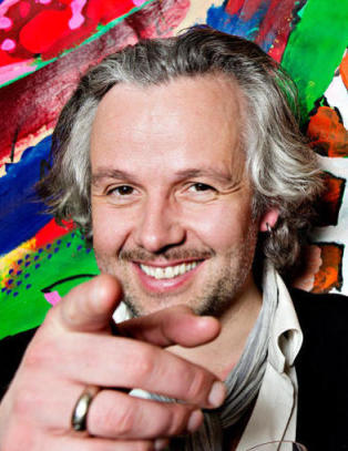 Dronningen har ikke kj�pt maleri av Ari Behn likevel