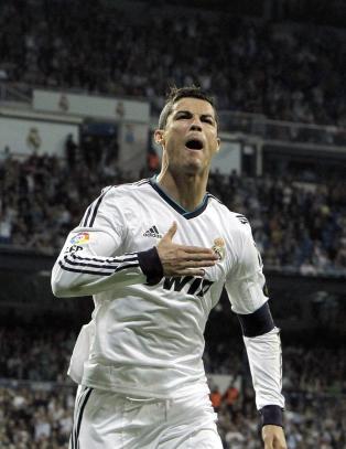 Se Ronaldos m�l nummer 200 for Real Madrid