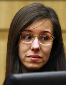 Jodi (32) tok bilder av ekskj�resten i dusjen f�r hun skj�t, knivstakk og drepte ham