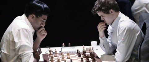 Sjakkgigantene innlosjert p� hver sin side av hotellet