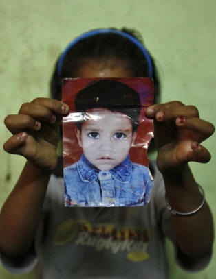 Hvert åttende minutt forsvinner et barn i India. Muskaan (3) er ett av dem