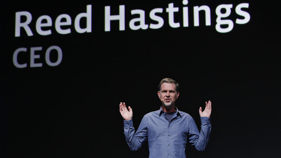 NETFLIX-SJEFEN: Reed Hastings er utdannet dataingeni�r, tjenestegjorde i Swaziland da han var i forsvaret og har h�ner i hagen, slik at han kan f� ferske egg til frokosten. Foto: AP / Paul Sakuma / NTB scanpix