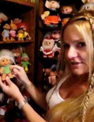 Denne dama er helt gal etter lykketroll