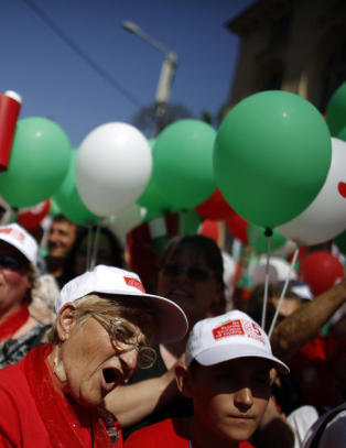 Vanskelig valg for EUs fattigste land