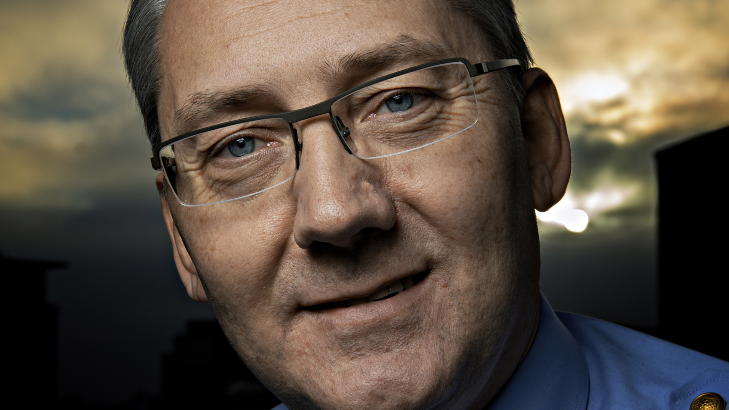 VIL HA MER KUNNSKAP: - Vi m� f� bedre kunnskap om hvordan de kriminelle organiserer seg og hvordan de opererer, sier Humleg�rd. Han mener politiet m� bli bedre p� � analysere situasjonen og samarbeide, b�de i Norge og internasjonalt. Foto: J�RN H. MOEN/DAGBLADET