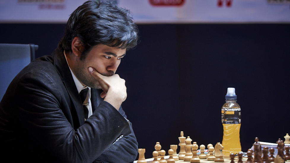 ZUCCA-FAN: Hikaru Nakamura er fra New York, og holder med New York Rangers. Dermed er han naturligvis ogs� fan av Mats Zucarello Aasen.
Foto: Kent Skibstad / NTB scanpix