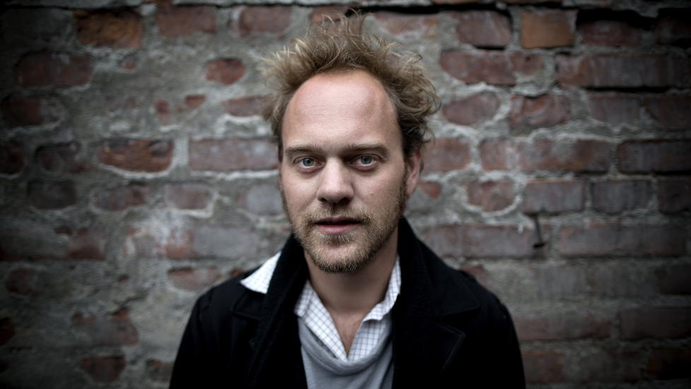TRAVEL TYPE: Lars Horntveth er konsertplateaktuell med Jaga Jazzist, og allerede i gang med nytt studioalbum. Etter � ha skrevet musikk til flere skandinaviske filmer, pr�ver han seg n� i USA. Foto: Tomm W. Christiansen.