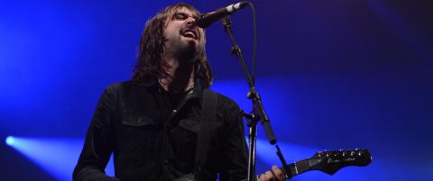 - Hva heter vokalisten?