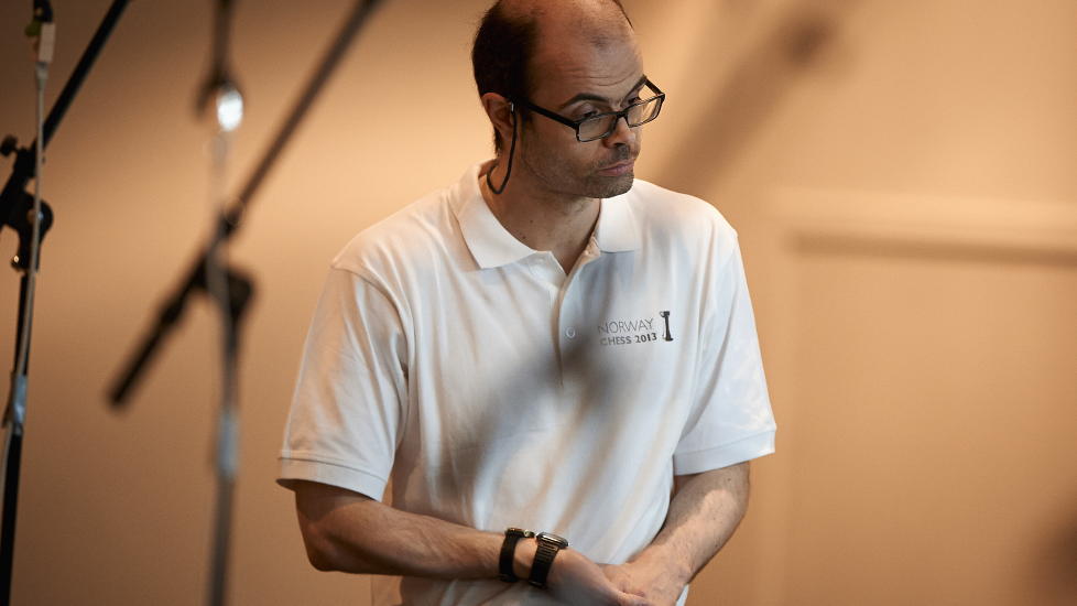  DOMMER LAHLUM: Ikke bare er han historiker og forfatter, men Hans Olav Lahlum er ogs� sjakkdommer, som her under Norway Chess i Sandnes. Foto: Kent Skibstad / NTB scanpix