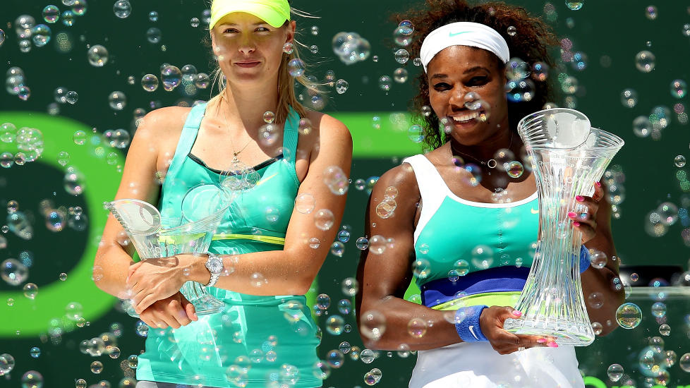 DR�MMEFINALE: Serena Williams og Maria Sjarapova er klare for finale i WTA-turneringen i Madrid. Her fra en turnering i mars. Foto: Matthew Stockman/Getty Images/AFP