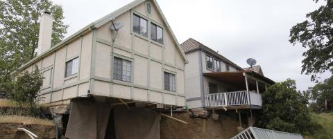 I dette nabolaget synker husene ned i jorda - ett etter ett