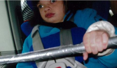 HELDIGE: Foreldrene sier livene deres har blitt beriket av � bli kjent med Ane og at de er heldige som har f�tt ta del i hennes oppvekst.  Foto: privat