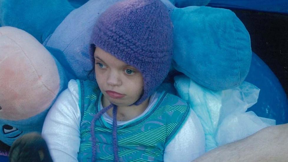 SJELDENT SYNDROM: Ane (16)  lider av  Wolf-Hirschhorn syndrom. Hun har hatt mange fine �r, men for ett �r siden ble hun rammet av  alvorlig nyresvikt. Foto: privat