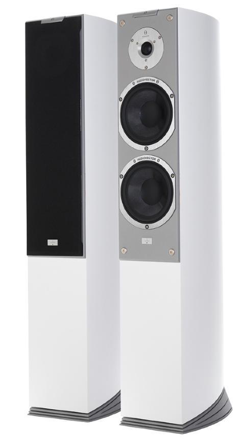 F�RST TIL M�LLA: Danske Audiovector viste wi-fi-h�yttalere med hele steroanlegget innebygget allerede i fjor. Her Si 3 Avantgarde Arret�. Foto: Audiovector