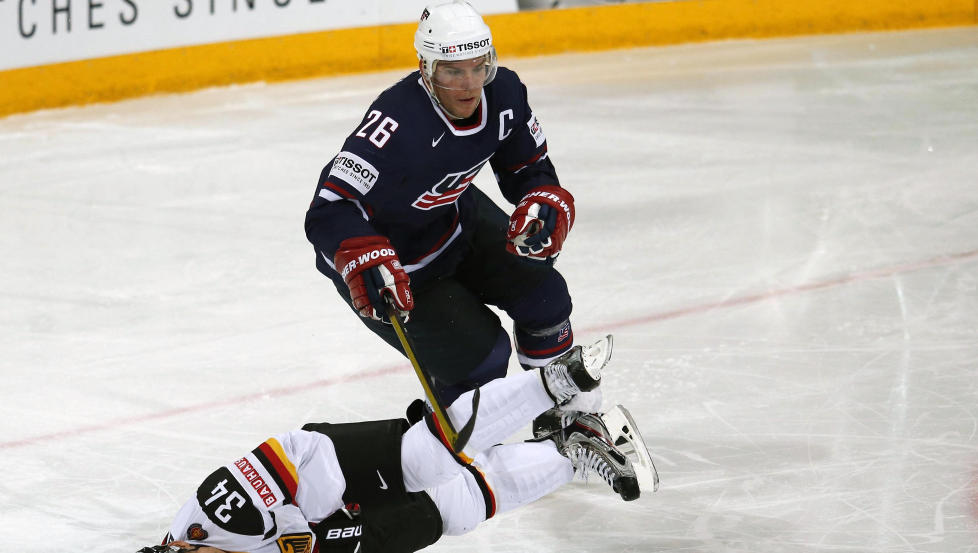 TIL KVARTFINALE: USA vant over Tyskland i hockey-vm i dag, og er dermed klare for kvartfinale. Foto: REUTERS/Grigory Dukor