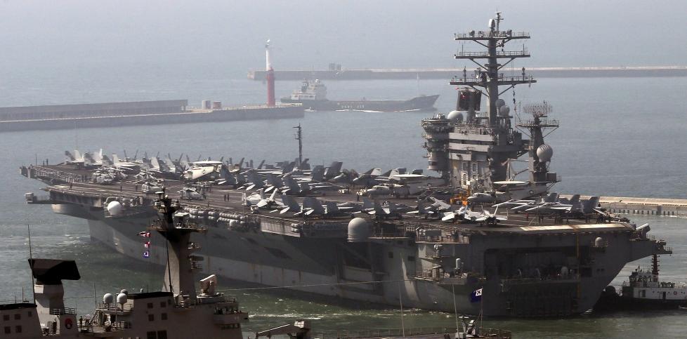 NY �VELSE: USS �Nimitz� er satt inn i en todagers�velse USA og S�r-Korea holder denne uka. Foto: EPA / NTB SCANPIX
