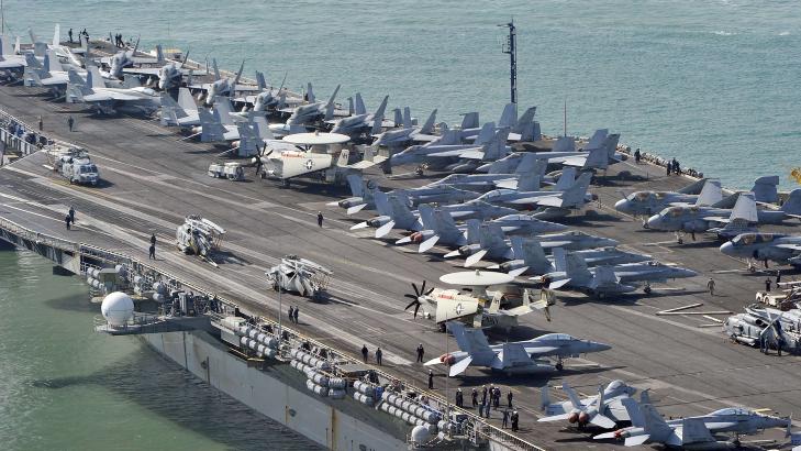 ET AV VERDENS ST�RSTE: Det atomkraftdrevne USS Nimitz er et av verdens st�rste krigsskip. Foto: AFP / NTB SCANPIX